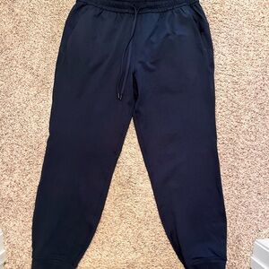 Women’s Lululemon joggers